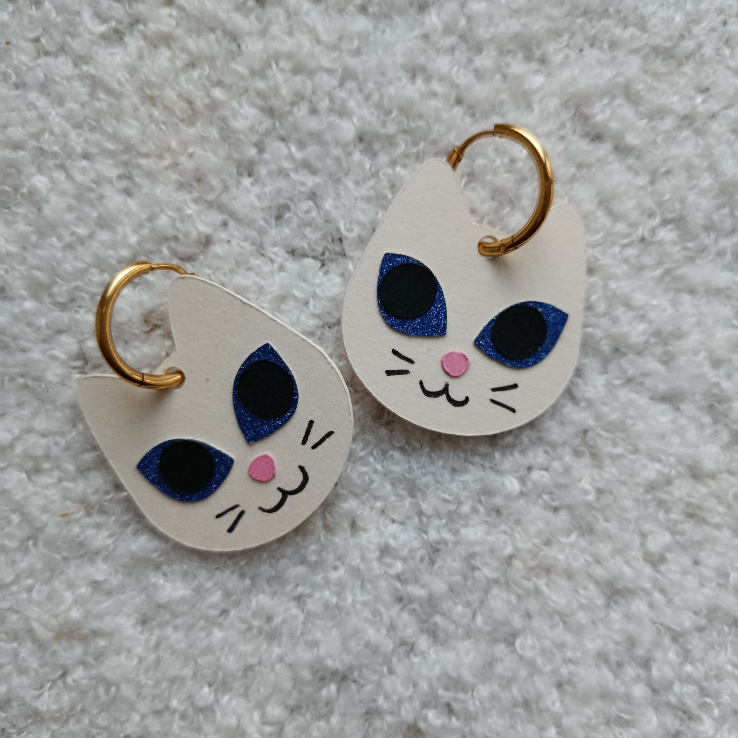 Boucles d'oreilles Chat Blanc
